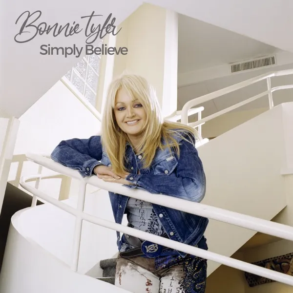 Cover zu Bonnie Tyler – Holding Out For A Hero
